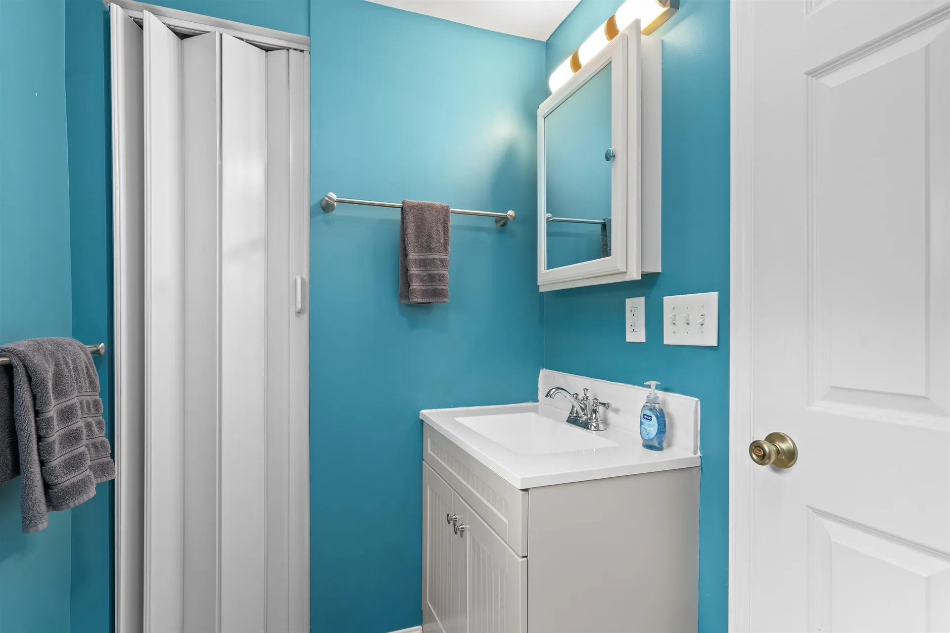 104 N River Lake Road Northwood NH 03261