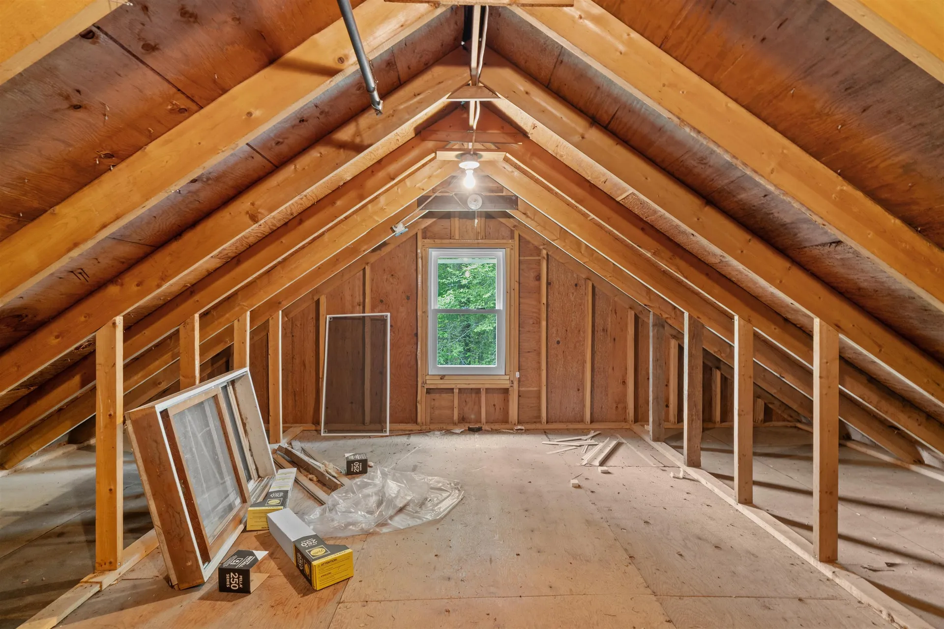 104 N River Lake Road Northwood NH 03261