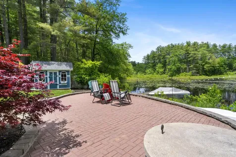 104 N River Lake Road Northwood NH 03261