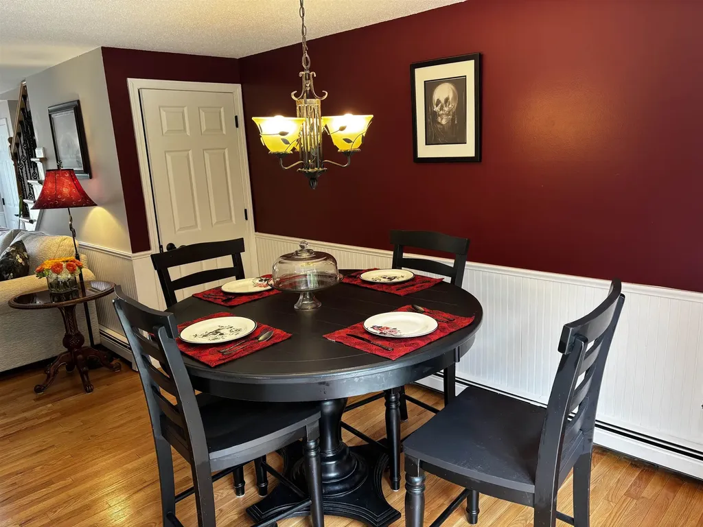 91 Fieldstone Drive Londonderry NH 03053