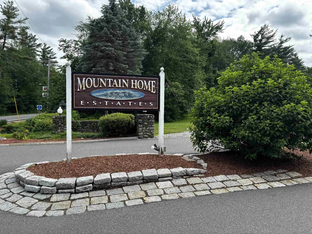 91 Fieldstone Drive Londonderry NH 03053