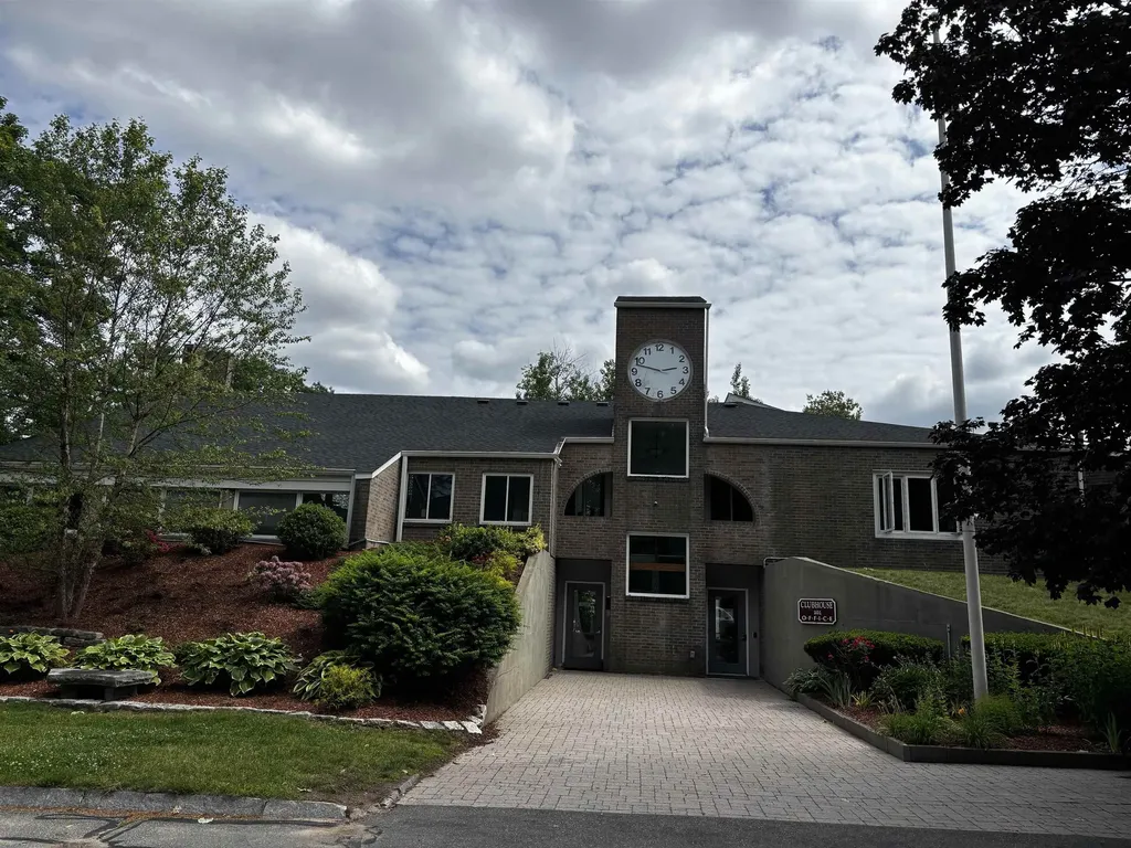 91 Fieldstone Drive Londonderry NH 03053