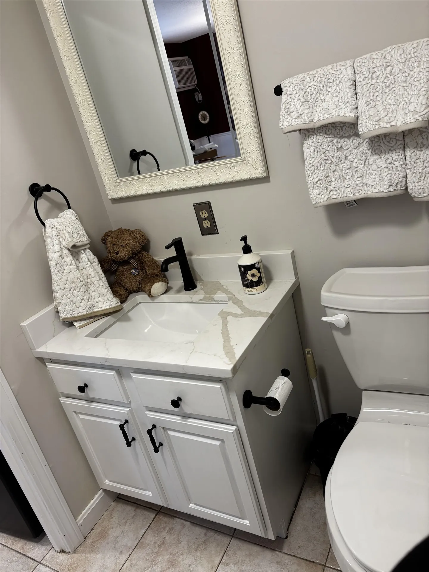 91 Fieldstone Drive Londonderry NH 03053