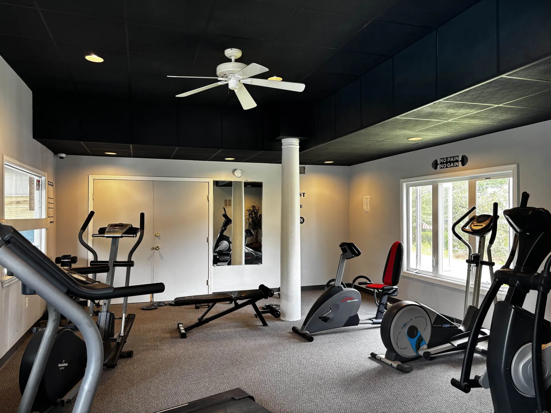 91 Fieldstone Drive Londonderry NH 03053