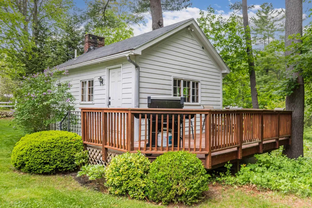 20 Bayview Road Durham NH 03824