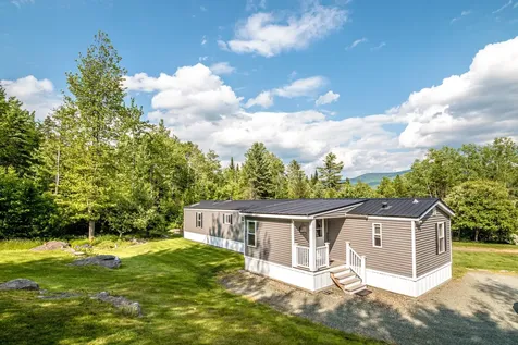 22 Horan Road Jefferson NH 03583