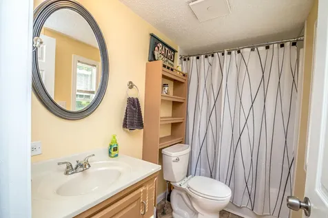 22 Horan Road Jefferson NH 03583