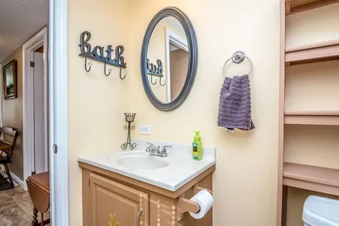 22 Horan Road Jefferson NH 03583
