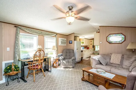 22 Horan Road Jefferson NH 03583