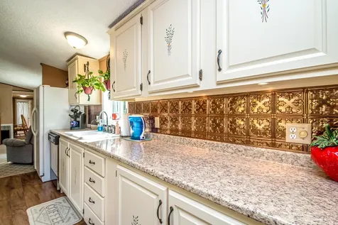 22 Horan Road Jefferson NH 03583