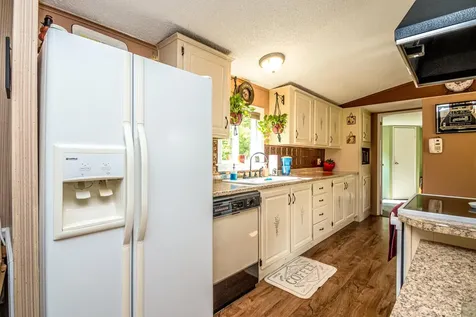 22 Horan Road Jefferson NH 03583