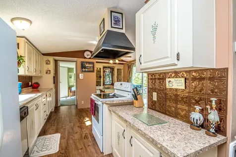 22 Horan Road Jefferson NH 03583
