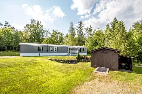 22 Horan Road Jefferson NH 03583