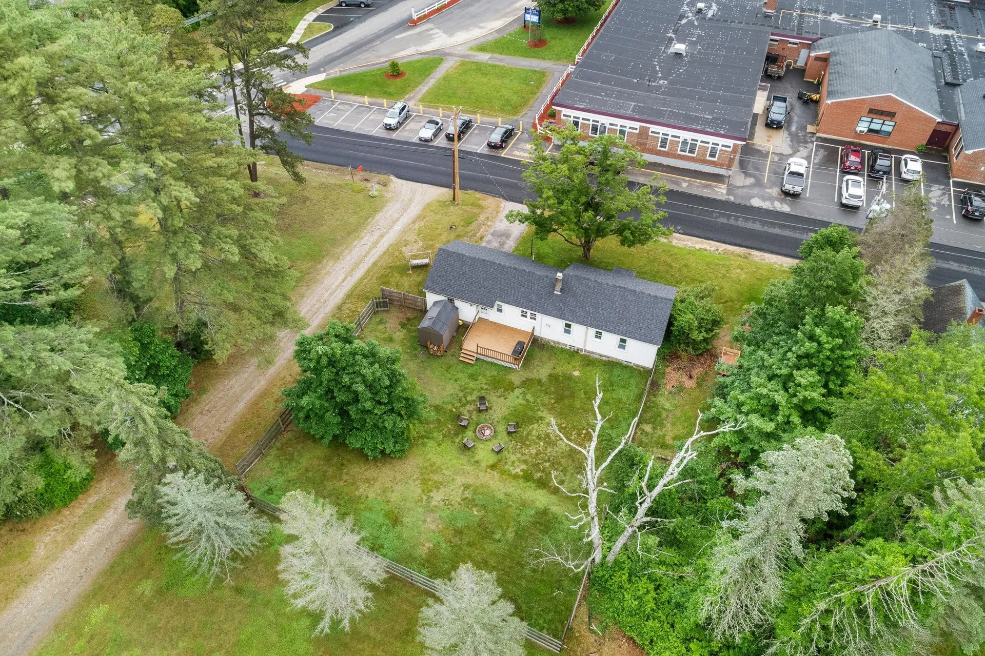 10 Pine Street Alton NH 03809