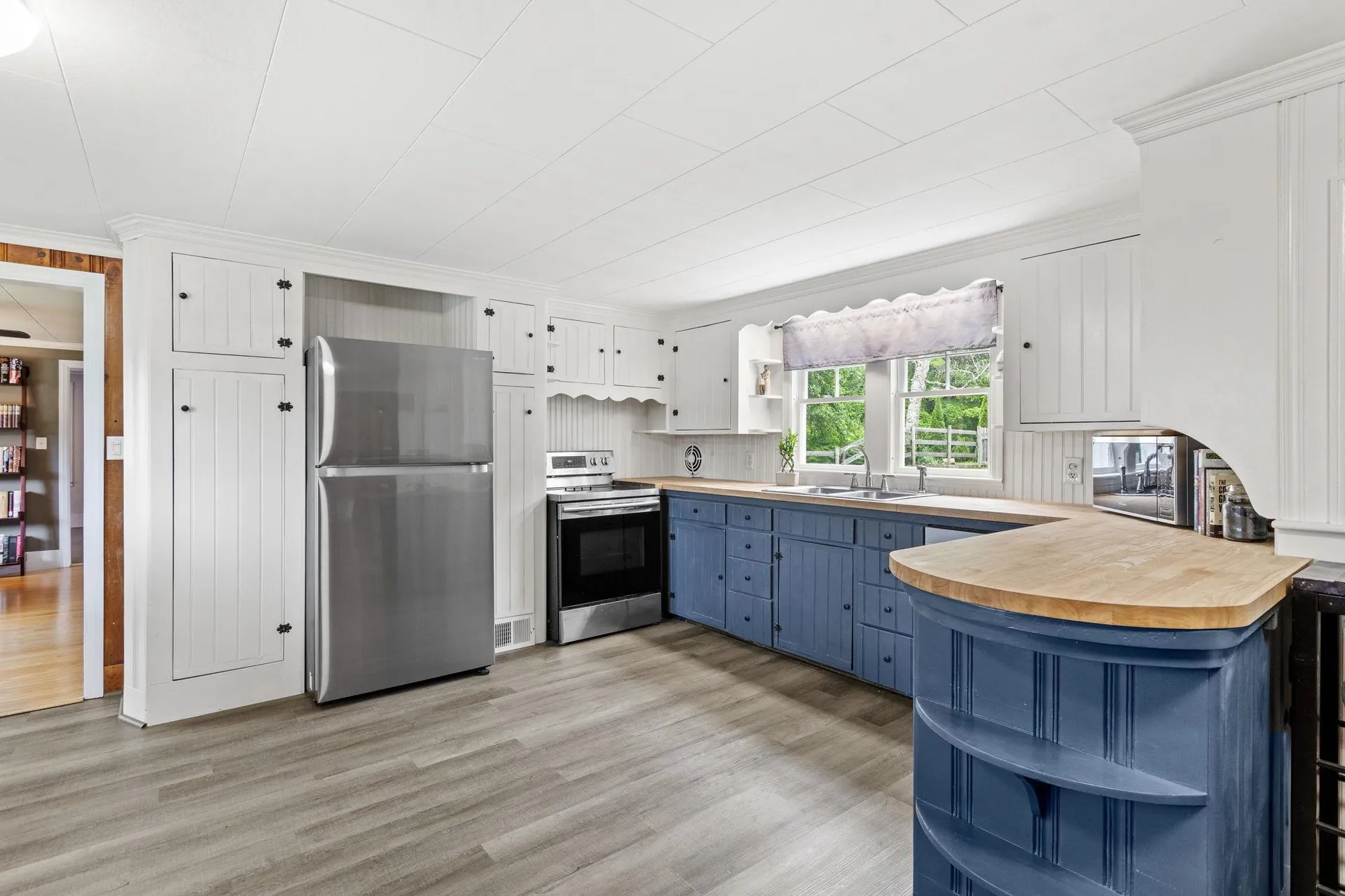 10 Pine Street Alton NH 03809