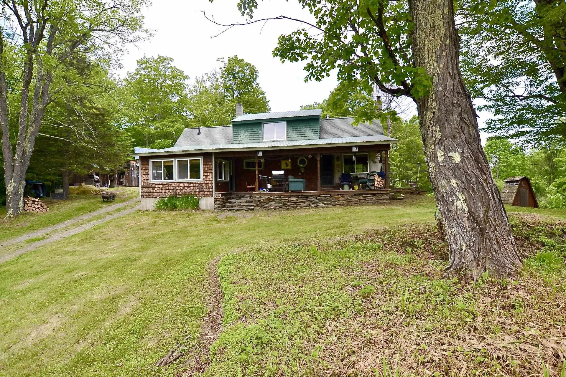 459 Bat Hennesy Road Moretown VT 05660