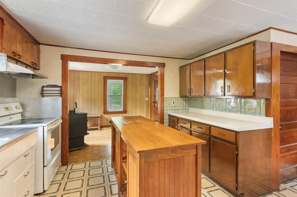 335 Warren Mountain Road Roxbury VT 05669