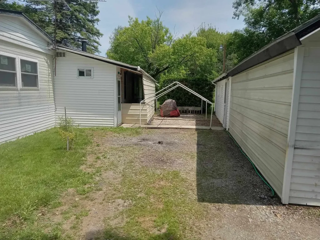 961 Truck Route Alburgh VT 05440