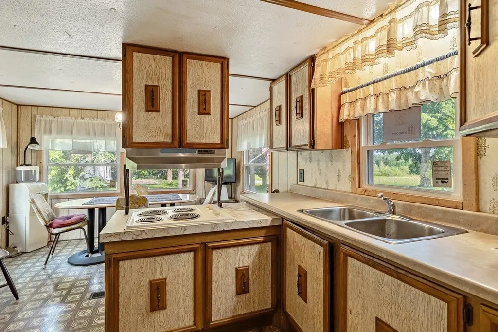 961 Truck Route Alburgh VT 05440