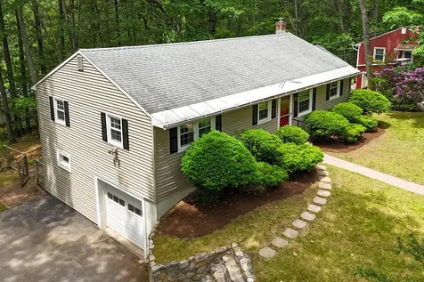 43 Longwood Drive Swanzey NH 03446