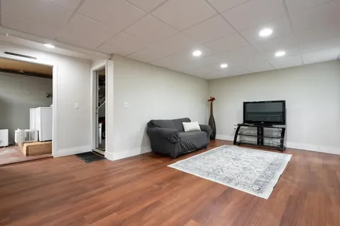 43 Longwood Drive Swanzey NH 03446