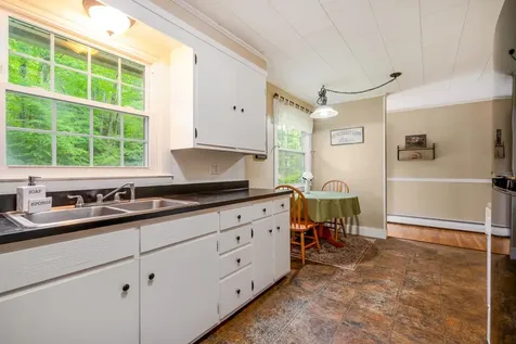43 Longwood Drive Swanzey NH 03446
