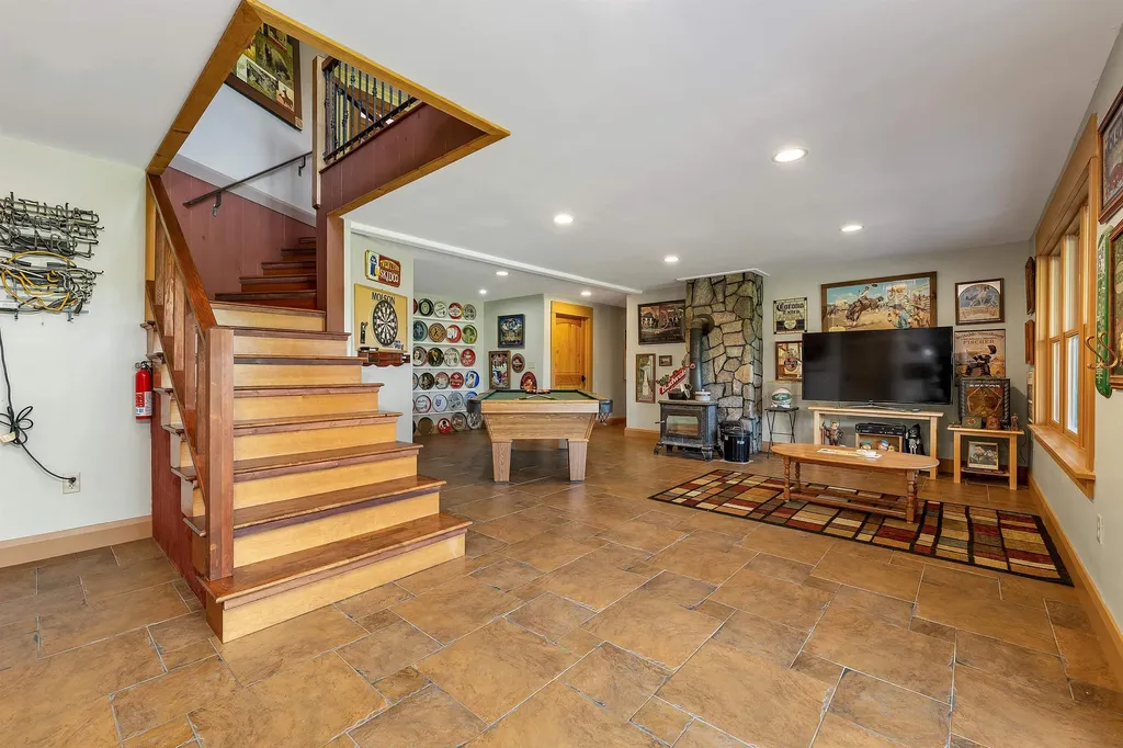 3 Simon Hill Road Ossipee NH 03864