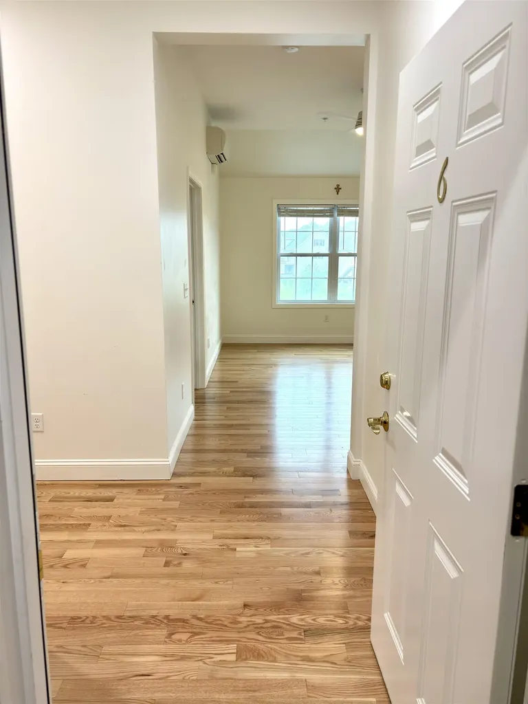 10 Diamond Oaks Boulevard Kingston NH 03848