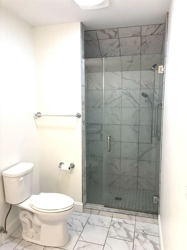 10 Diamond Oaks Boulevard Kingston NH 03848