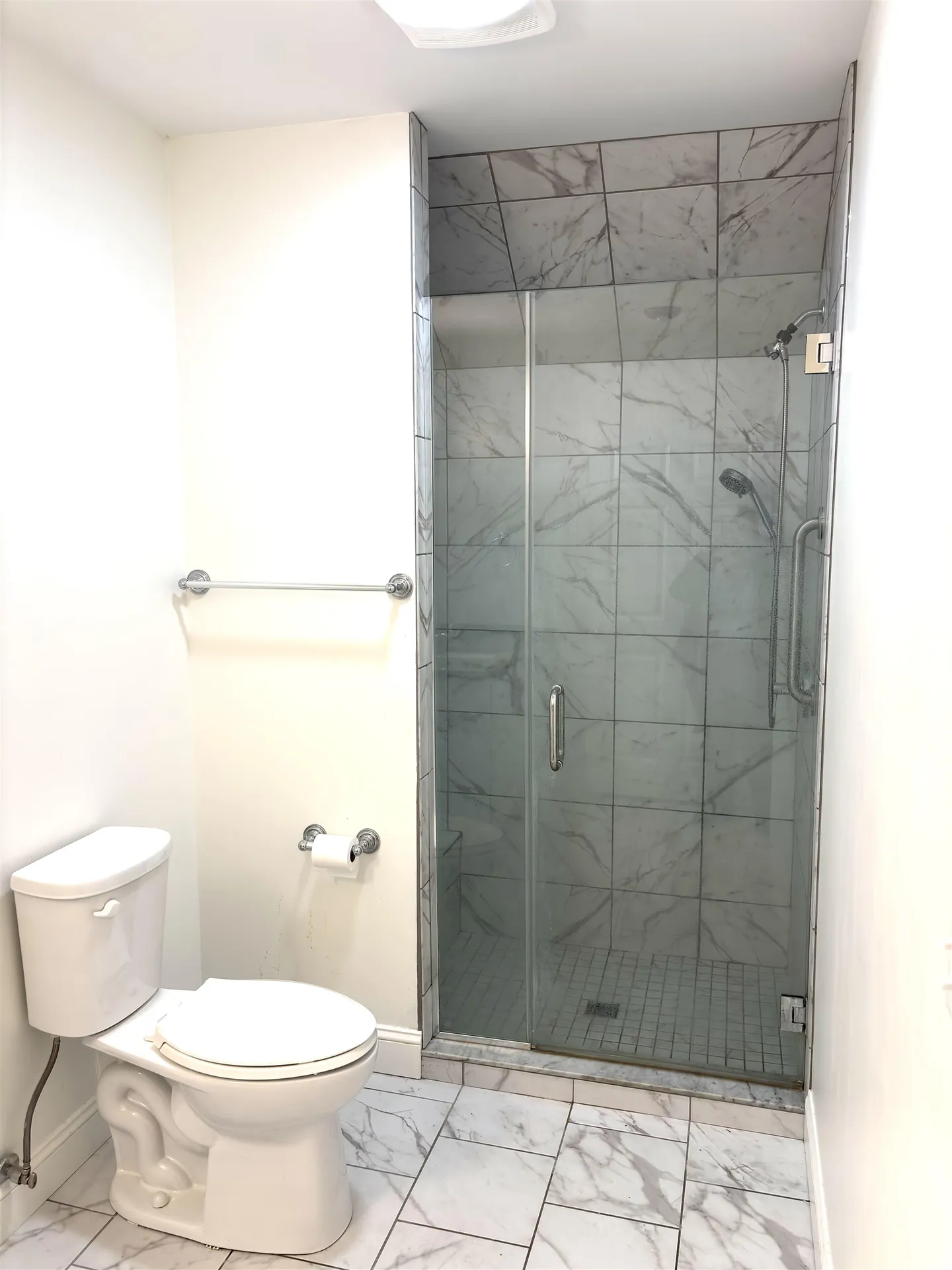 10 Diamond Oaks Boulevard Kingston NH 03848