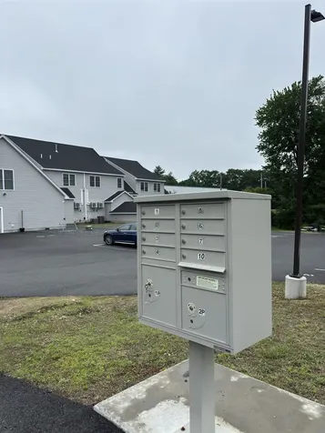 10 Diamond Oaks Boulevard Kingston NH 03848