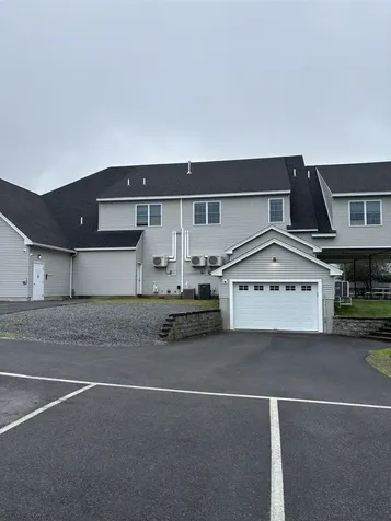 10 Diamond Oaks Boulevard Kingston NH 03848
