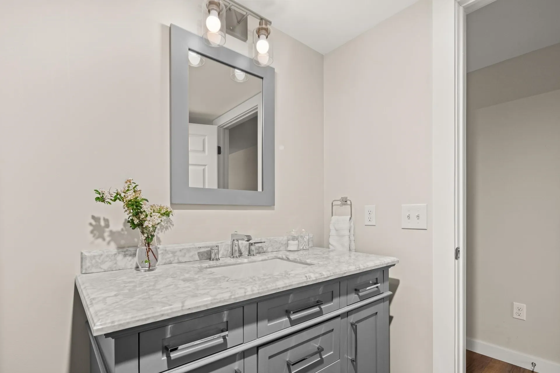 2366 Mountain Road Stowe VT 05672