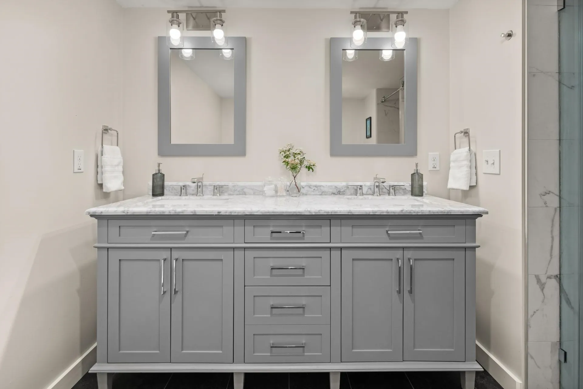 2366 Mountain Road Stowe VT 05672