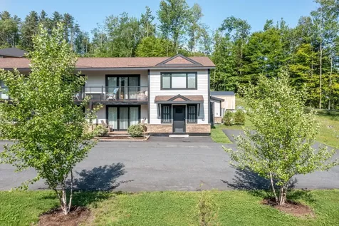 2366 Mountain Road Stowe VT 05672