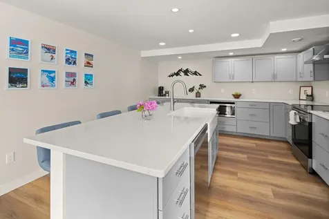 2366 Mountain Road Stowe VT 05672