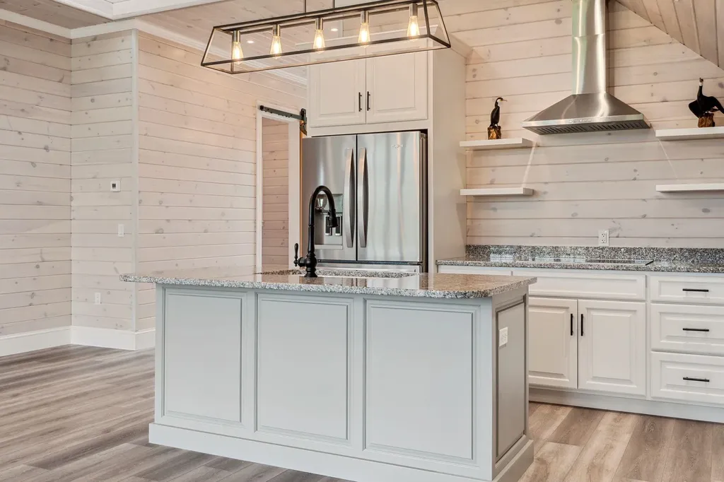 127 Tracy Road New London NH 03257