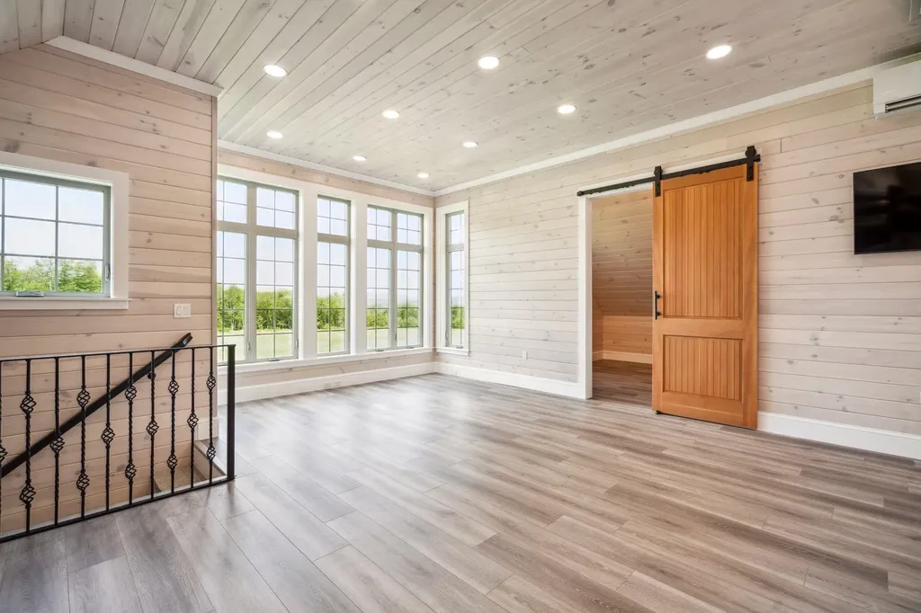 127 Tracy Road New London NH 03257