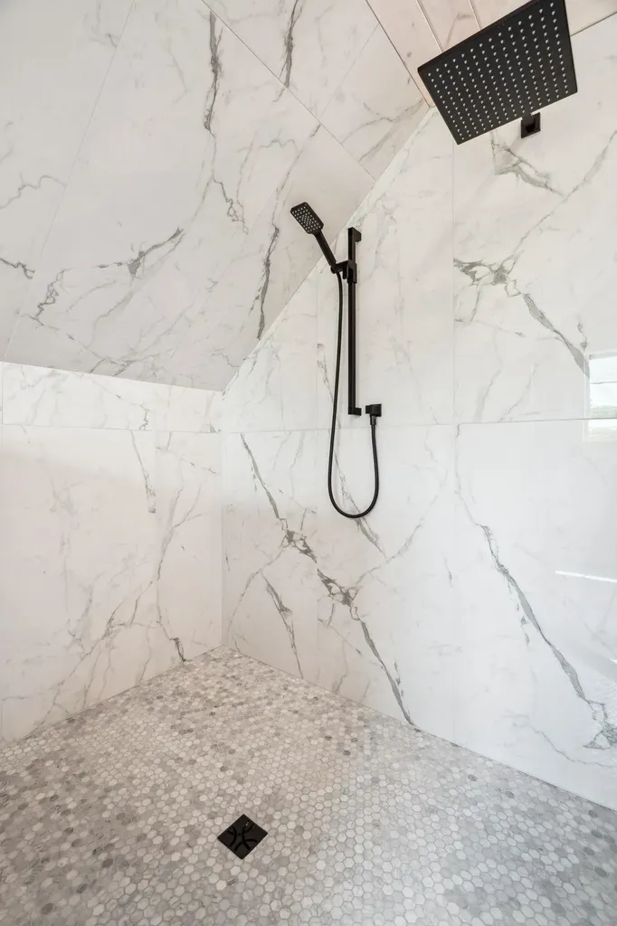 127 Tracy Road New London NH 03257