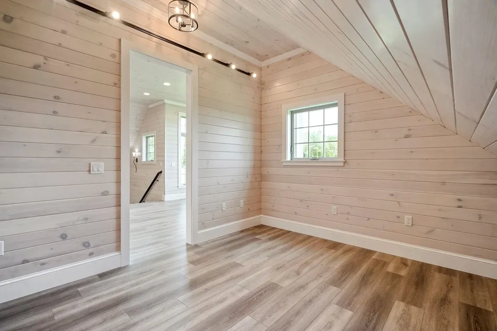 127 Tracy Road New London NH 03257