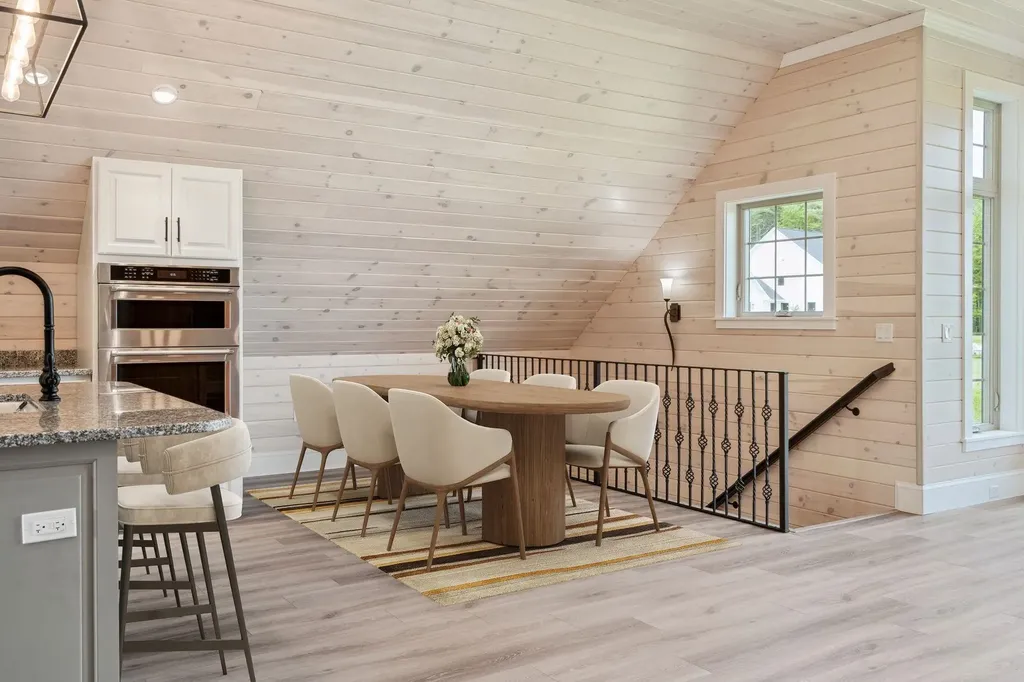 127 Tracy Road New London NH 03257