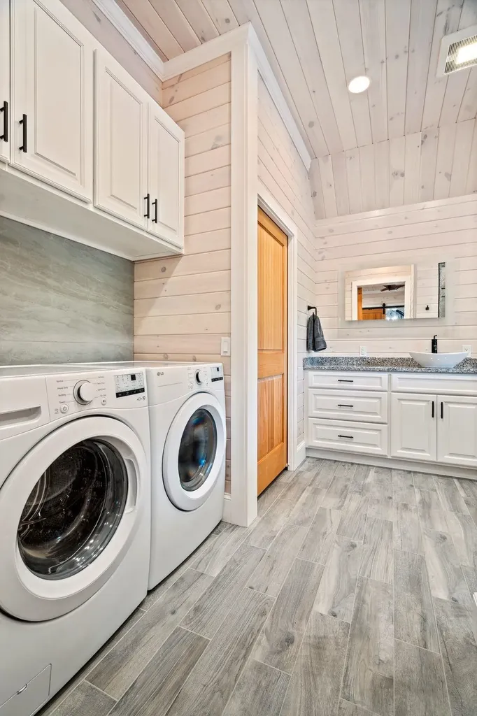 127 Tracy Road New London NH 03257