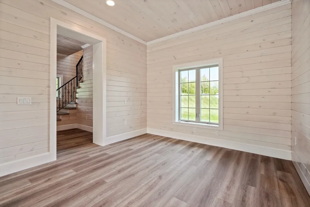 127 Tracy Road New London NH 03257