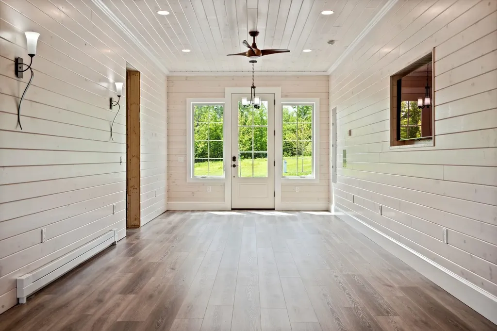 127 Tracy Road New London NH 03257