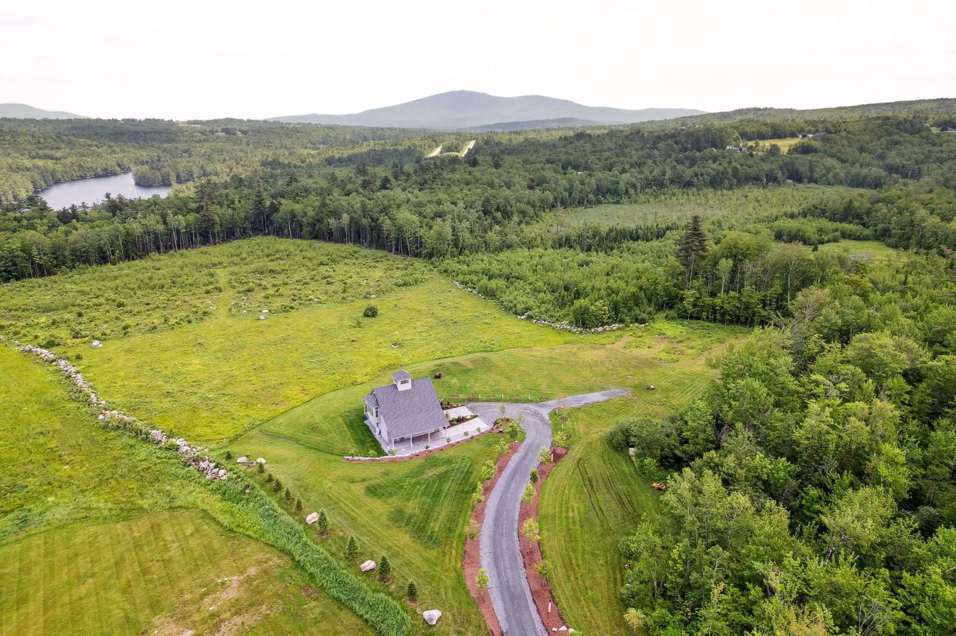 127 Tracy Road New London NH 03257