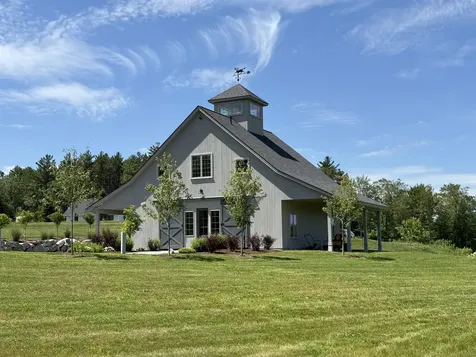 127 Tracy Road New London NH 03257