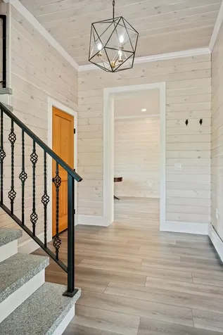 127 Tracy Road New London NH 03257