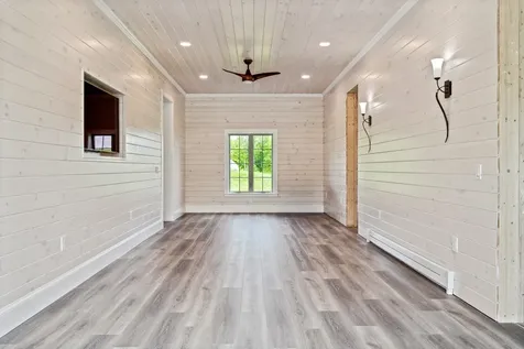 127 Tracy Road New London NH 03257