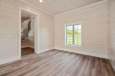 127 Tracy Road New London NH 03257