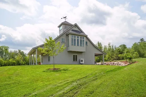 127 Tracy Road New London NH 03257